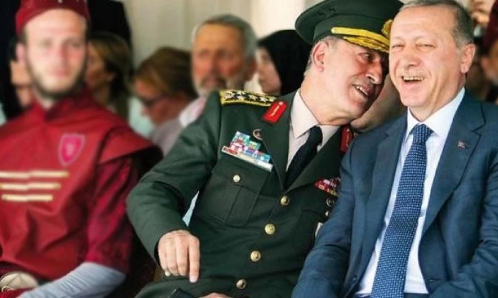 Τούρκος συνταγματάρχης: "Ο Ακάρ παραπλανούσε τις ΗΠΑ ότι θα ρίξει τον Ερντογάν"